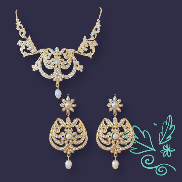 Gold plated silver necklace earrings set in fresh water pearls ( READY TO SHIP)