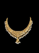 Fresh water pearl necklace set in gold plated silver ( SHIPS IN 5 WEEKS )