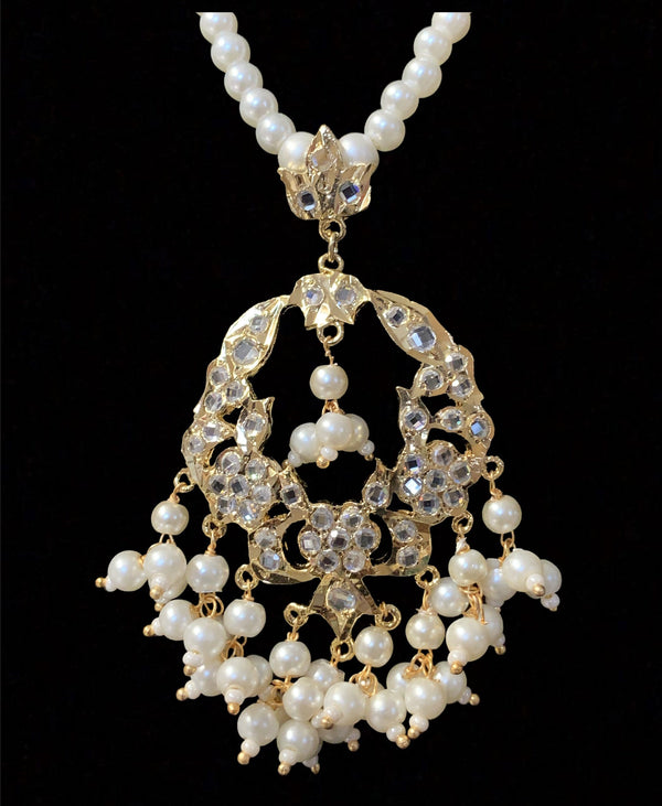 Madhuri pendant set in pearls ( SHIPS IN 4 WEEKS  )