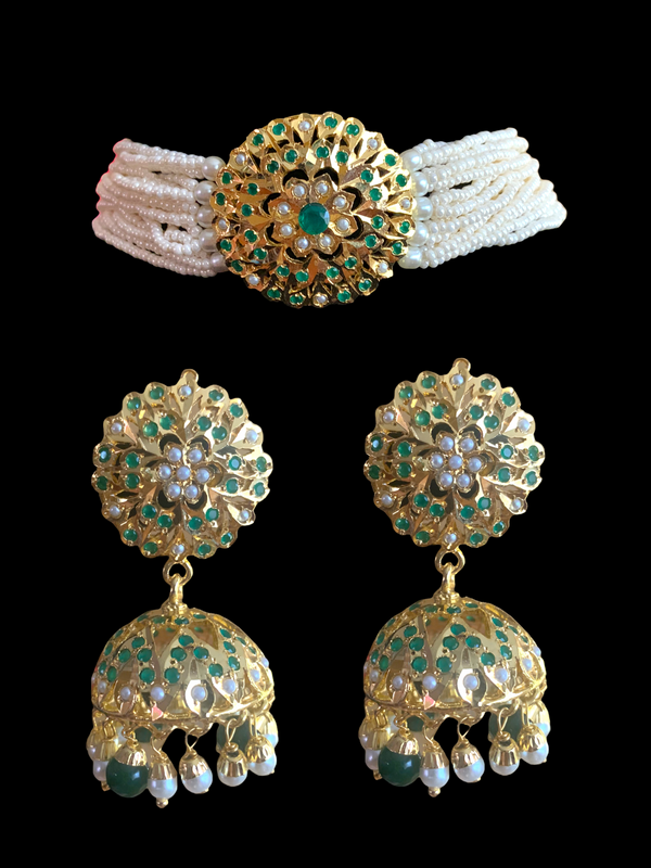 C191  Gold plated choker set in green ( READY TO SHIP)