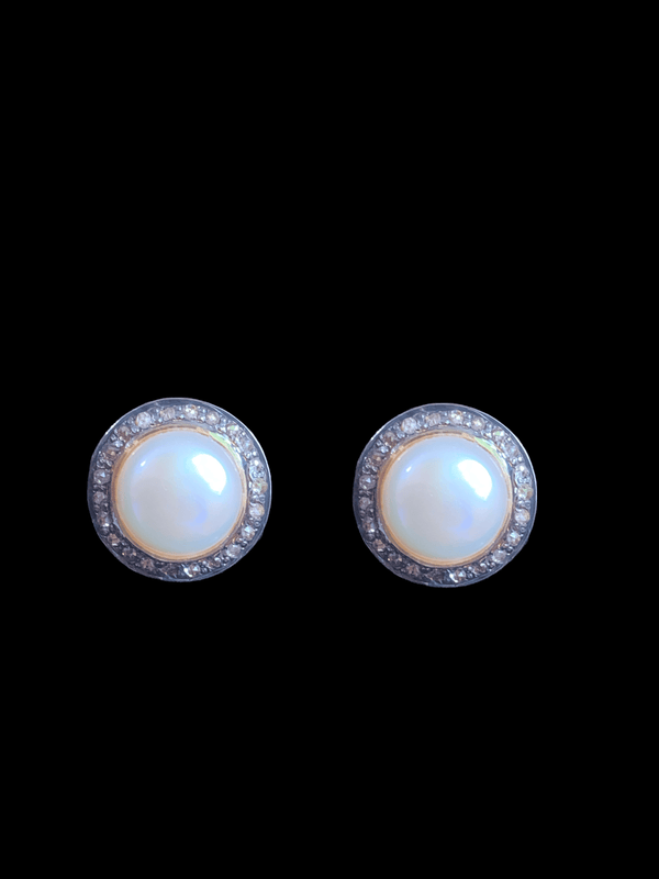 Pearl diamond earrings in gold plated silver