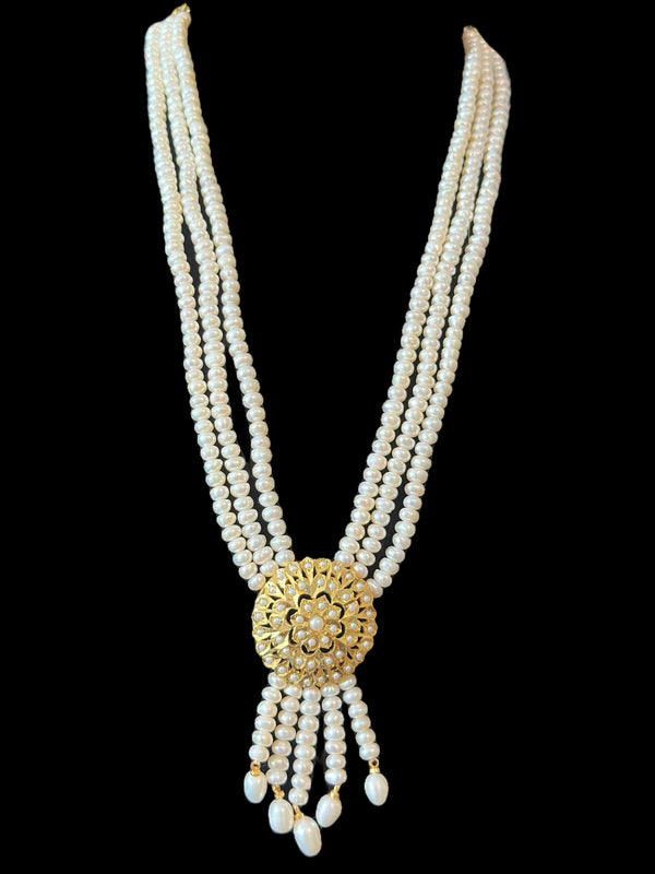 DLN106 SAVAIRA freshwater pearl necklace with earrings ( READY TO SHIP)