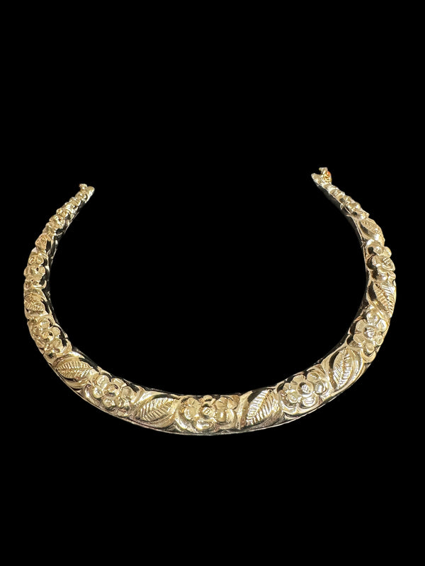 C548 Gold-Plated Floral Hasli Necklace with Chandbali Earrings – Handcrafted Traditional Set ( SHIPS IN 4 WEEKS )