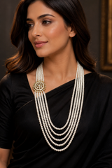 NS229 Brooch necklace in shell pearls  ( READY TO SHIP )