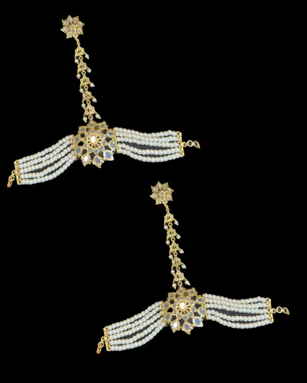 Romesa pearl haathphool one pair ( READY TO SHIP )