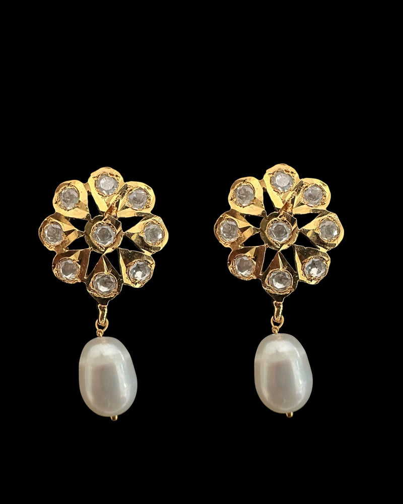 PS564 Barkha Floral Moissanite Polki Pendant Set with Freshwater Pearls – Gold-Plated Elegance ( READY TO SHIP )