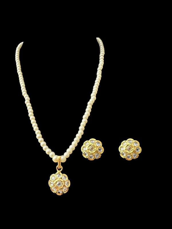 PS385 Sara hyderabadi flower pendant and earrings in white ( READY TO SHIP)