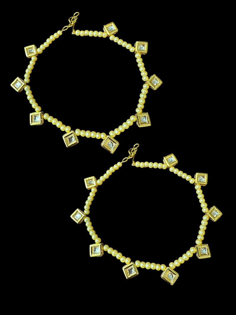 Kundan and golden pearl anklets ( READY TO SHIP )