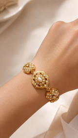 Celeste freshwater pearl bracelet in gold plated silver ( READY TO SHIP ) (
