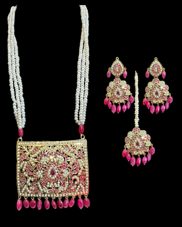 DLN140 Gold-Plated Pendant & Earrings Set with Tika (READY TO SHIP )