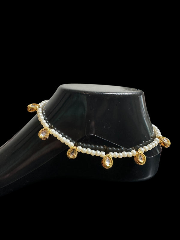 Kundan and pearl anklets ( READY TO SHIP )