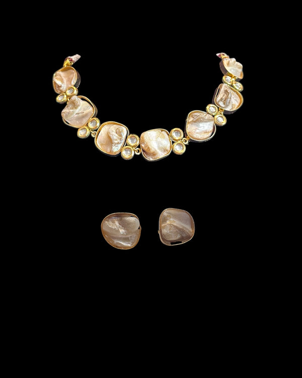 Dual style choker / necklace set in mother of pearl ( READY TO SHIP)