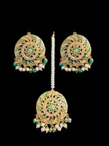 Earring Tika in fresh water pearls and emerald beads ( SHIPS IN 2 WEEKS )