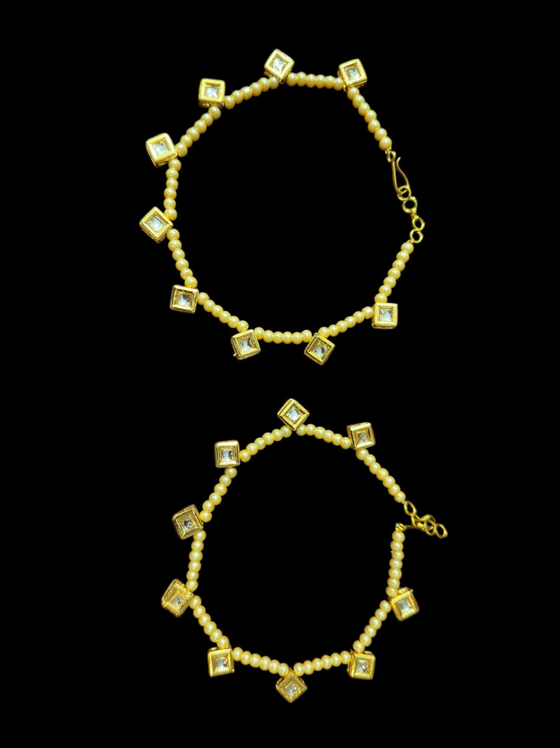 Kundan and golden pearl anklets ( READY TO SHIP )