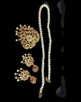 Akriti Pendant  set in  Freshwater Pearl ( READY TO SHIP )