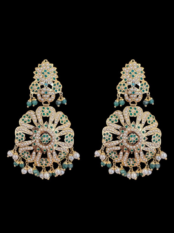 Sohni  earring tika set in green  (READY TO SHIP)