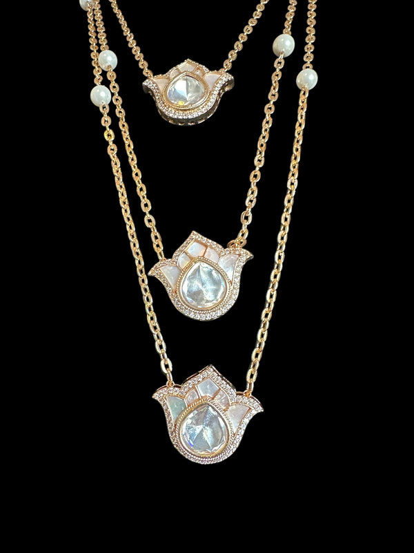 PS532 Eliza rose gold plated necklace and earrings in mother of pearl ( READY TO SHIP )