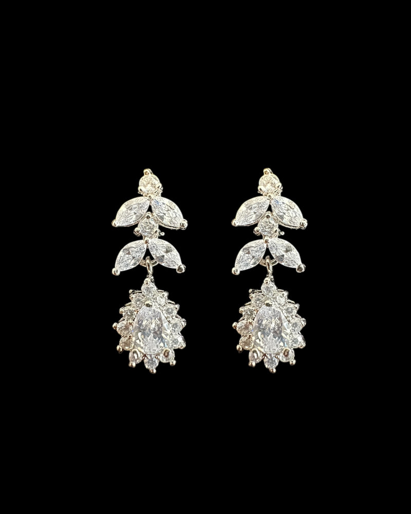 Tear drop CZ earrings ( READY TO SHIP