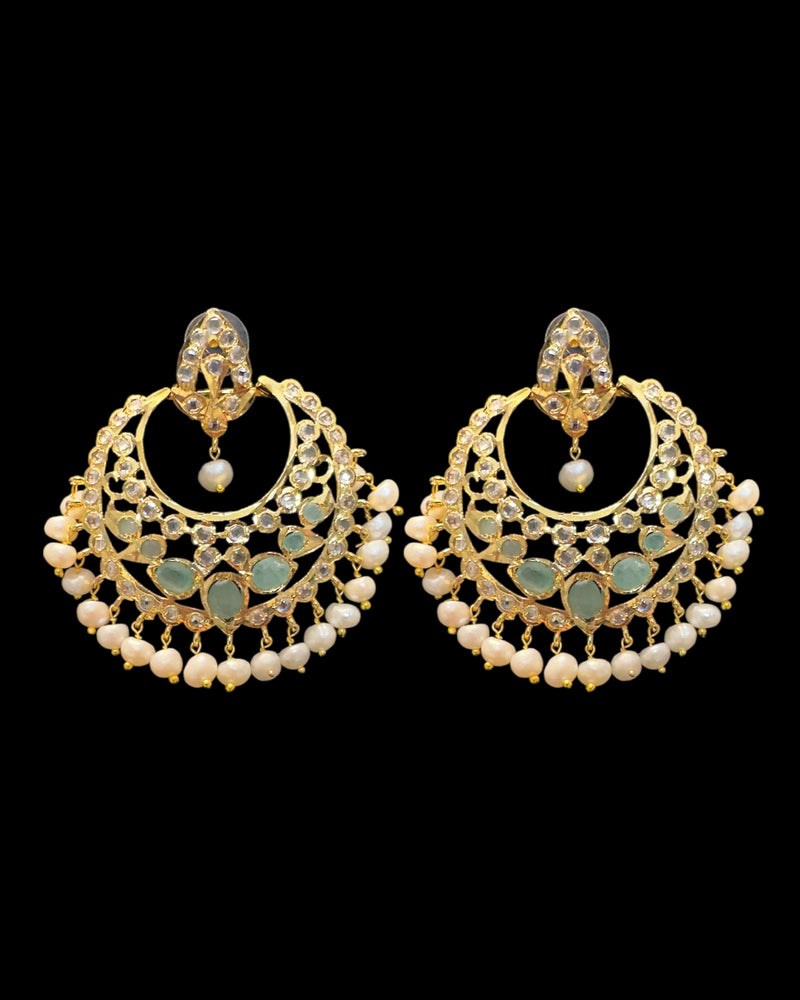 DER912 Noor Emerald Freshwater Pearl Chandbali Earrings – Gold-Plated Elegance ( READY TO SHIP )