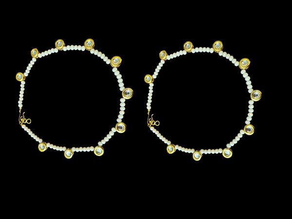 Kundan and peach beads anklets ( READY TO SHIP )