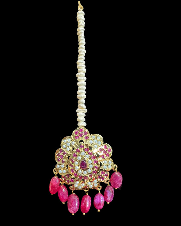 DLN140 Gold-Plated Pendant & Earrings Set with Tika (READY TO SHIP )