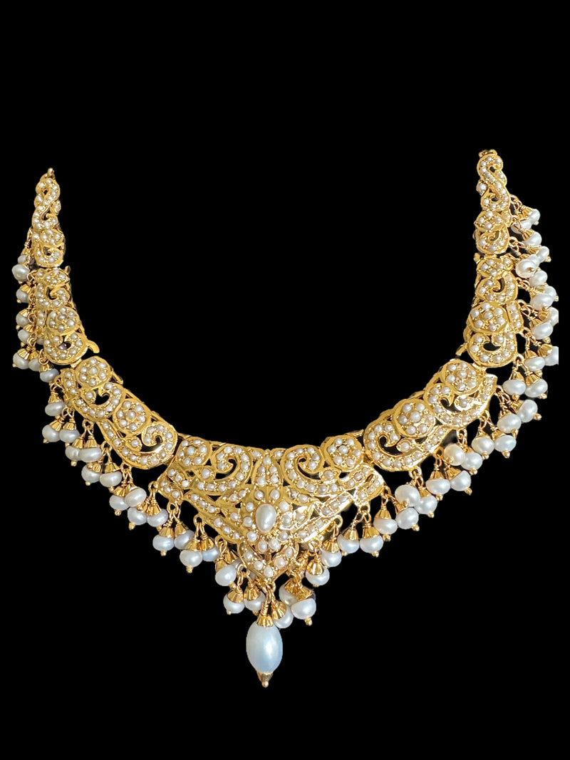 Fresh water pearl necklace set in gold plated silver ( READY TO SHIP )