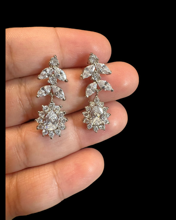 Tear drop CZ earrings ( READY TO SHIP