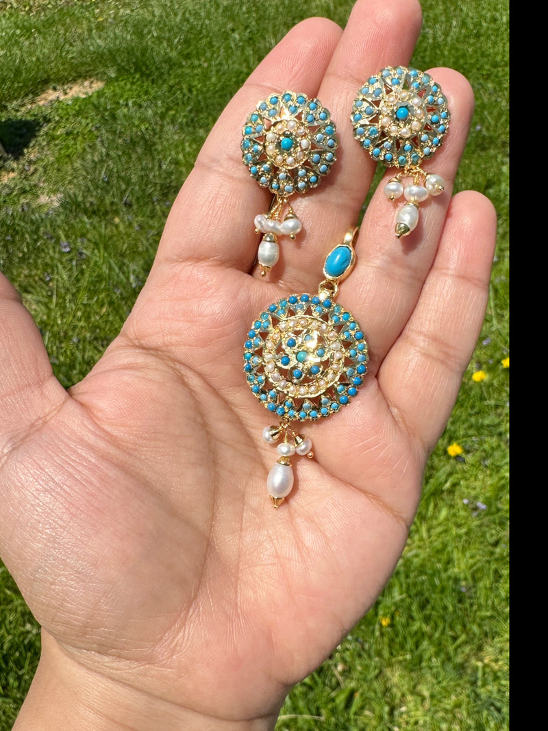 Gold plated silver pendant set in turquoise / feroza ( READY TO SHIP )