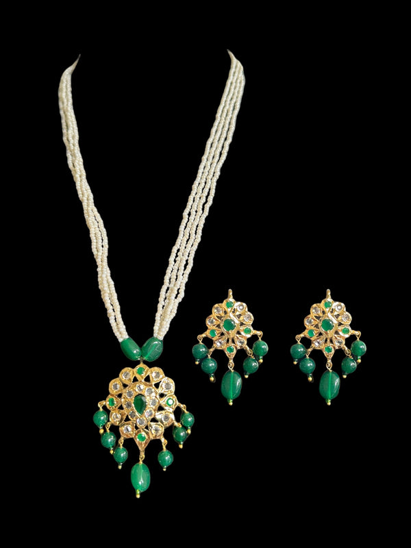 PS391 gold  plated pendant set in pearls  with green beads ( READY TO SHIP)