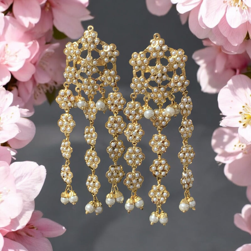 DER783 Suhaasi pearl  earrings (READY TO SHIP)