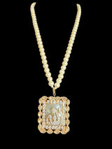 PS534 caligraphic pendant set with quartz stone in pearls ( READY TO SHIP )