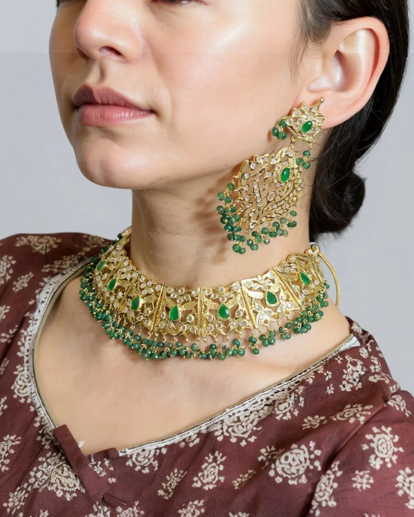 Aleezay necklace set in green  (SHIPS IN 4 WEEKS )
