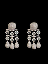 DER567 - Cz earrings ( READY TO SHIP )