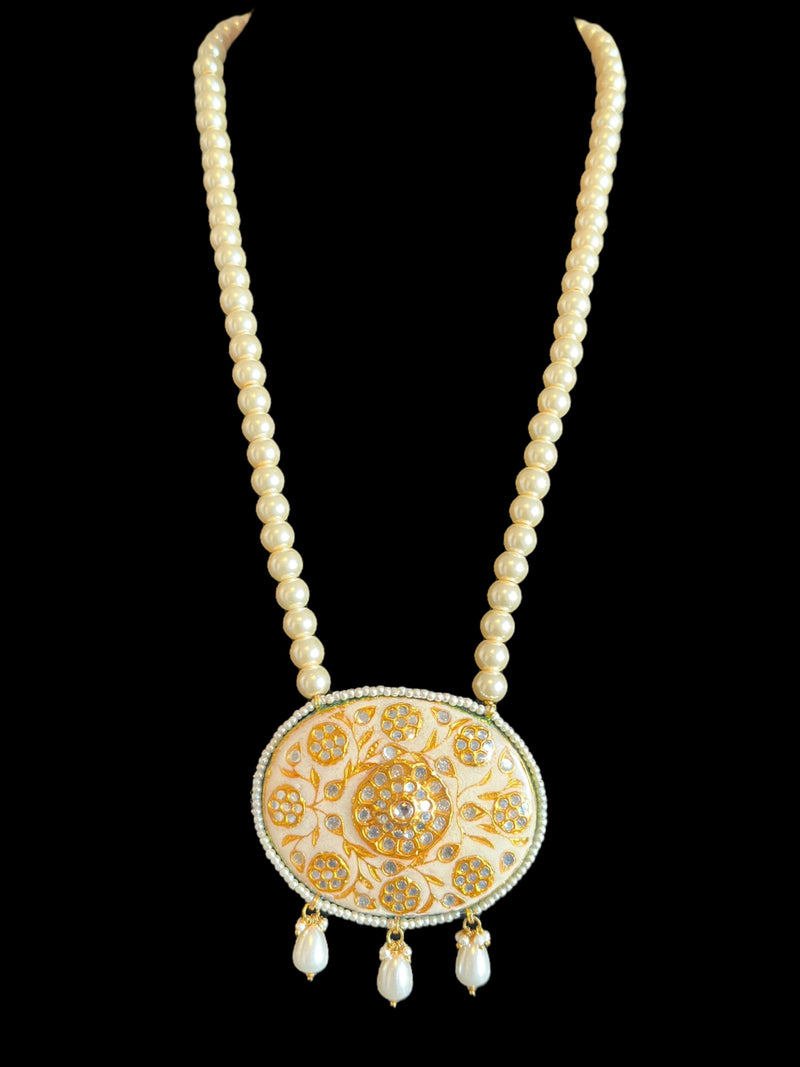 PS540 Suman kundan meenakari pendant only - beige ( READY TO SHIP)