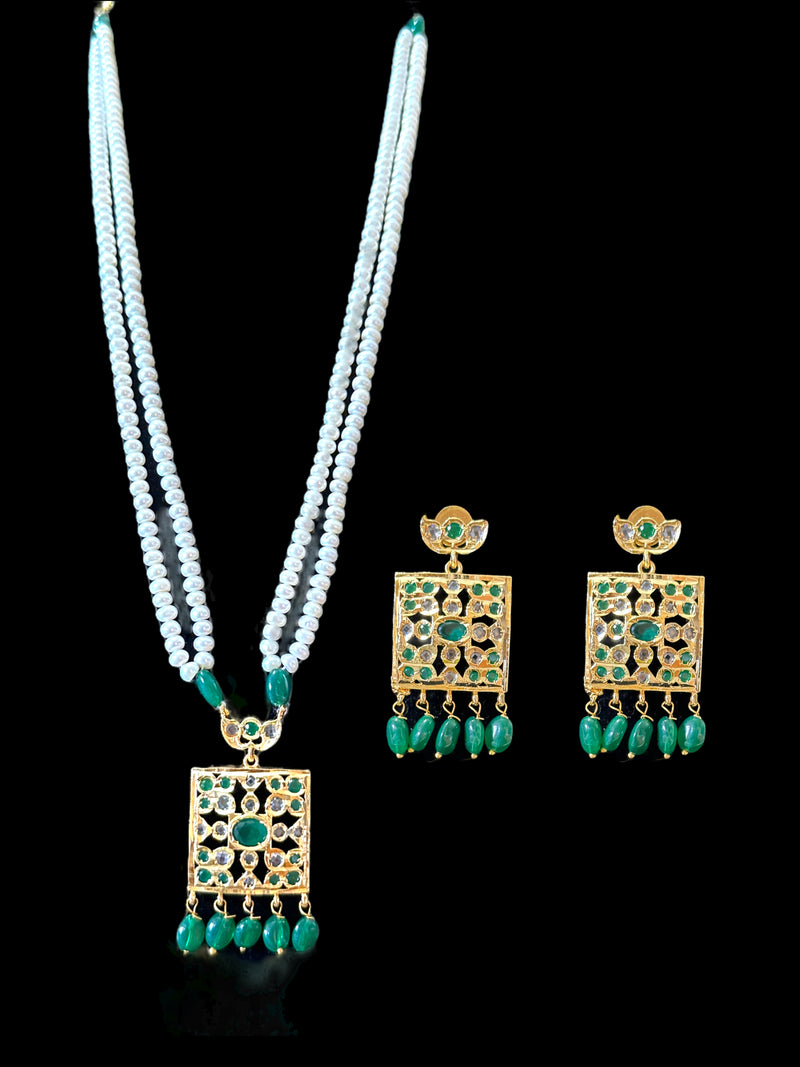 PS431 Zuni fresh water pearl pendant set in green beads ( READY TO SHIP)