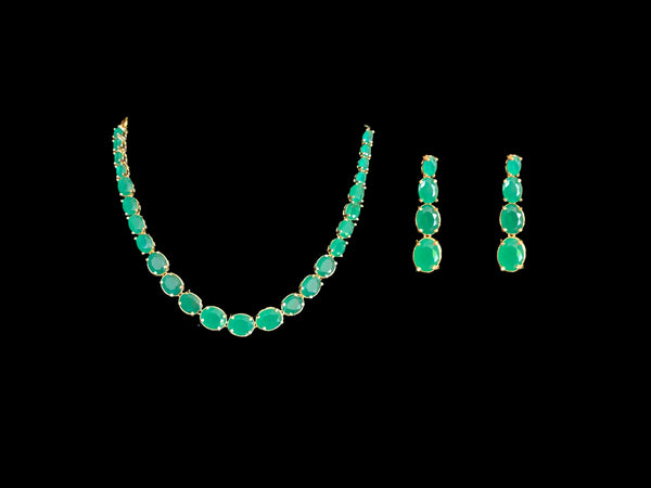 Gold plated short necklace set ( READY TO SHIP)