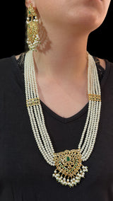 DLN17 Leah necklace in pearls and emerald  (SHIPS IN 4 WEEKS  )