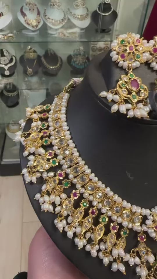 NS99 Kali Fresh water pearl necklace ( SHIPS IN 3 WEEKS )