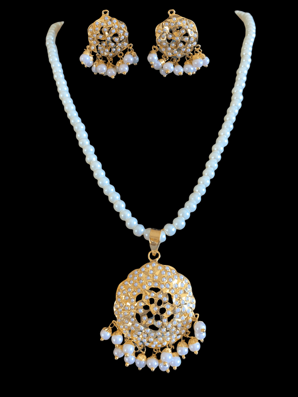 PS489 Naima   pendant set in pearls  ( READY TO SHIP )