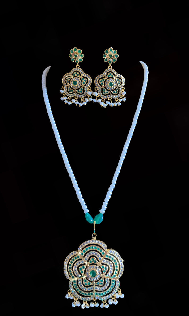 PS80 Shahla emerald  with fresh water pearl pendant set ( READY TO SHIP )