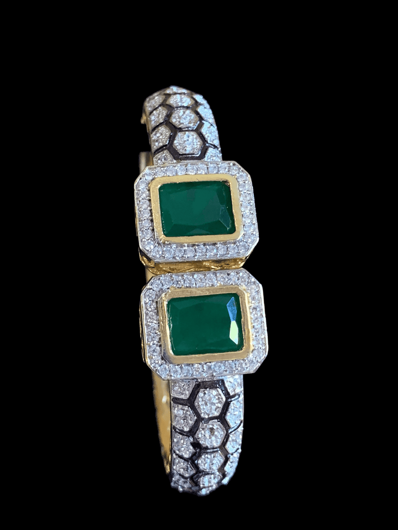 B53 Victorian kada (GREEN  )(SHIPS IN 2 WEEKS )