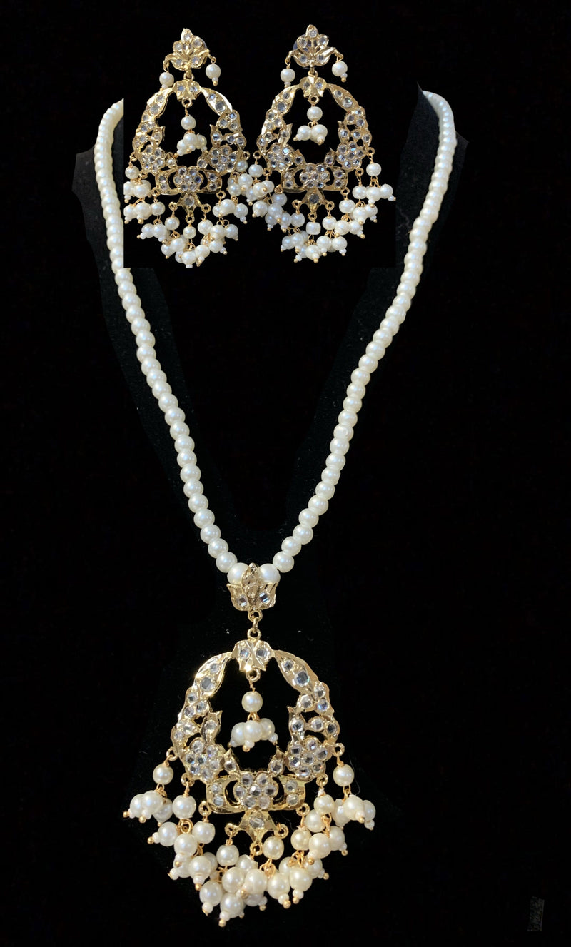 Madhuri pendant set in pearls ( SHIPS IN 4 WEEKS  )