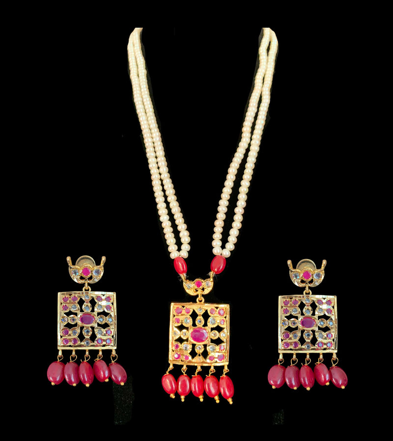 PS427  Zuni fresh water pearl pendant set in ruby   beads ( READY TO SHIP)