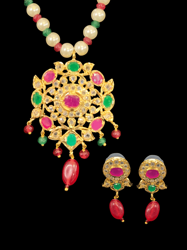 PS434 Ammara pendant  set in red green  ( READY TO SHIP )