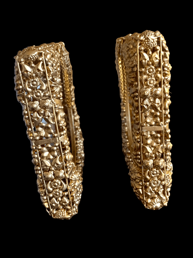 B96 antique gold plated kada ( READY TO SHIP)
