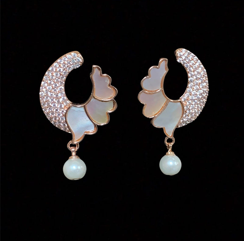 ET527 Mother of pearls earrings( READY TO SHIP) and