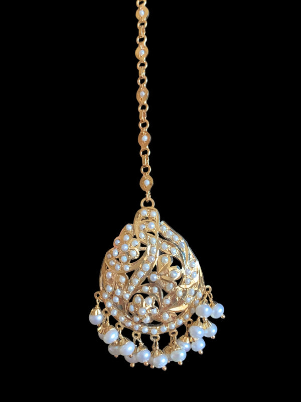Gold plated silver tikka in fresh water pearls