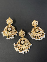 Fresh water pearls pendant set in gold plated silver ( SHIPS IN 5 WEEKS )