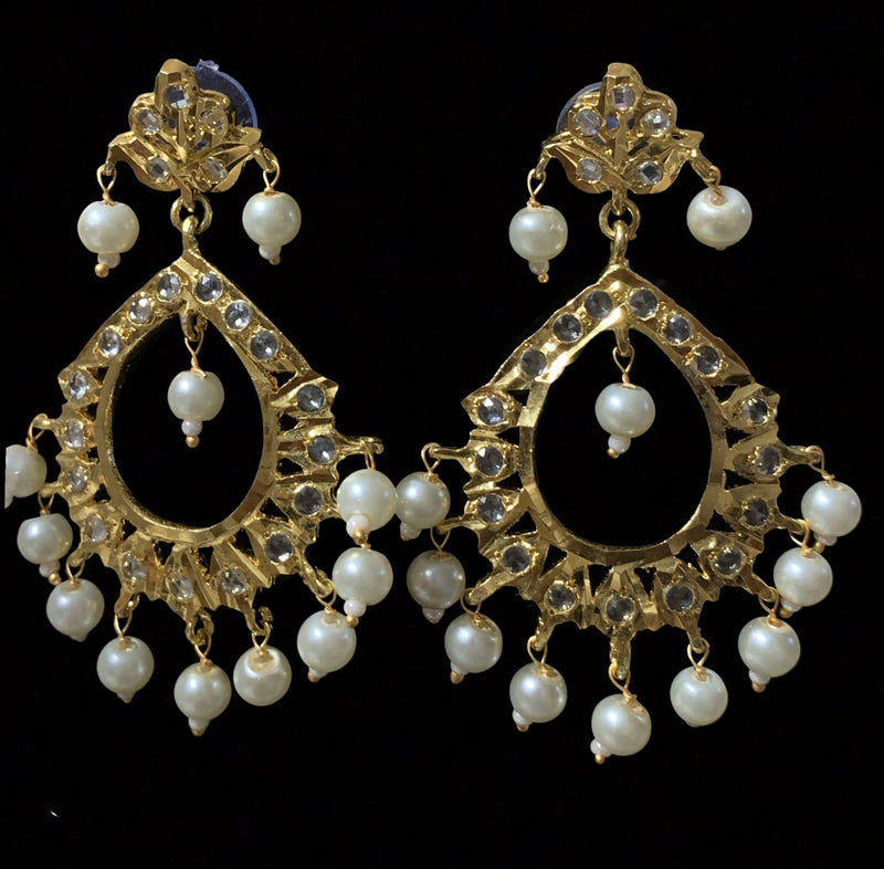 Mumtaz Barfi set pearls   (SHIPS IN 4 WEEKS )