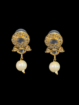 PS111 Ammara pendant  set in pearls  (SHIPS IN 4 WEEKS )